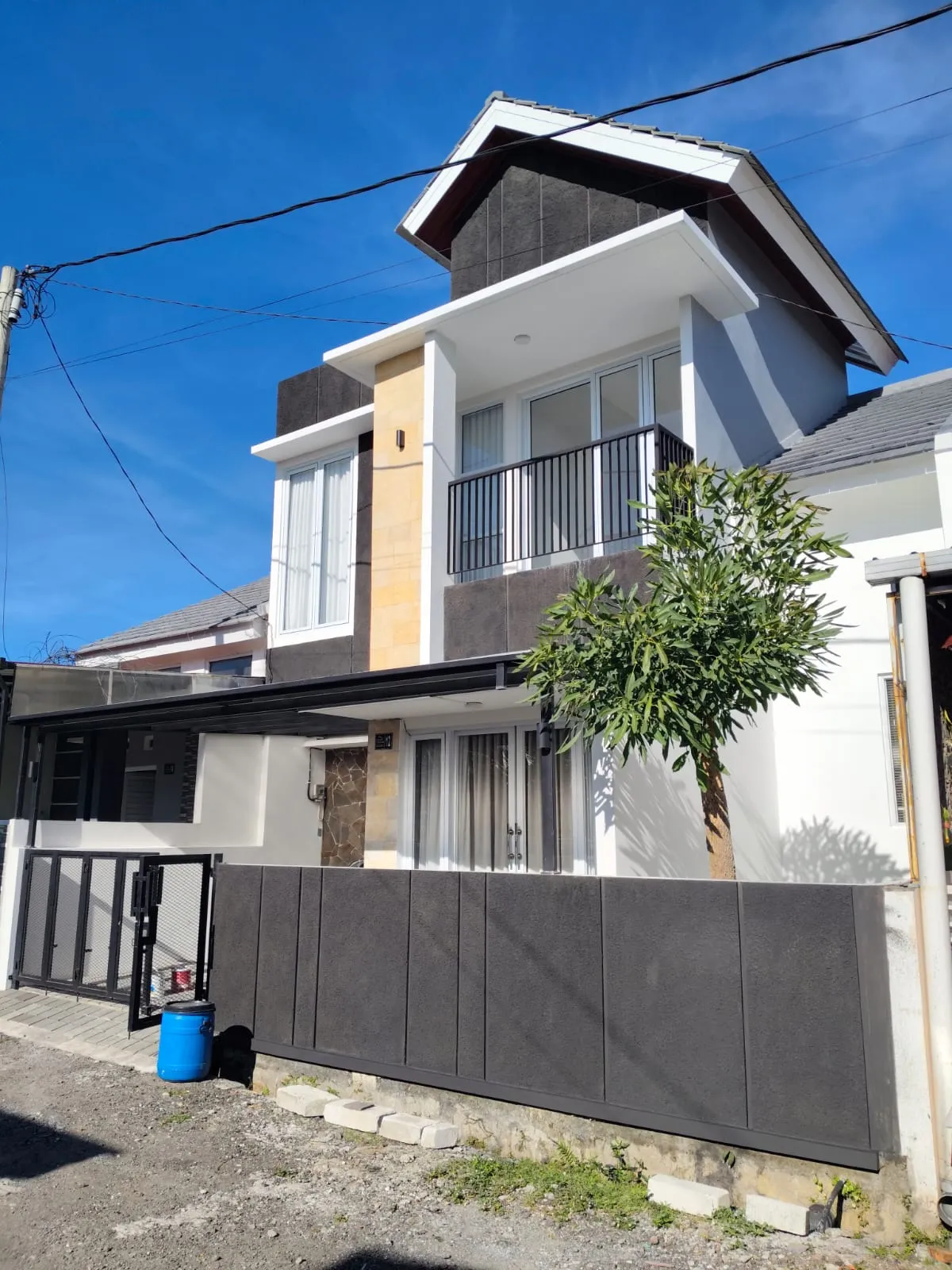 Rumah yang sudah jadi, dikerjakan D'Sign Property
